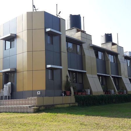 Savshanti Lake Resort Saputara Exterior photo