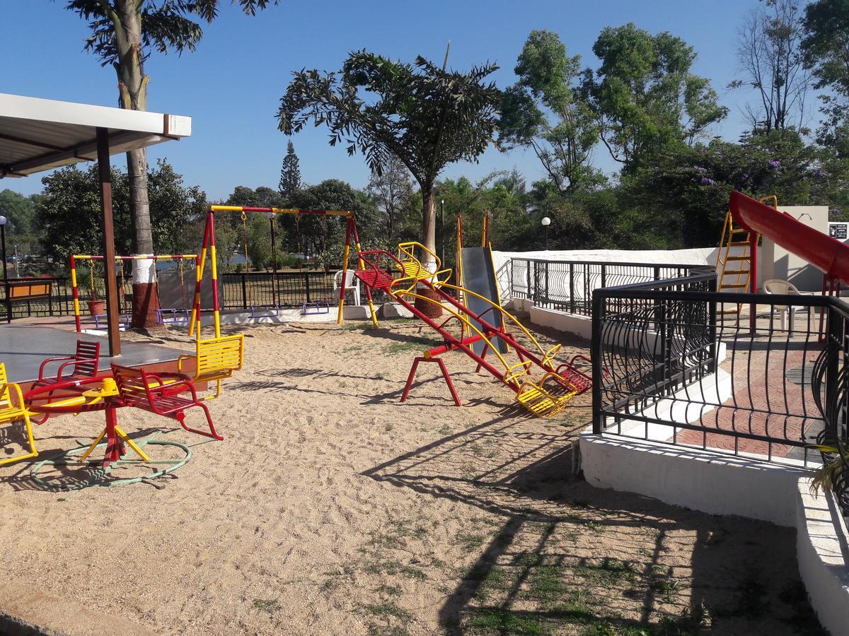 Savshanti Lake Resort Saputara Exterior photo
